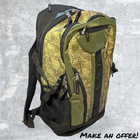 Green Camouflage Backpack Camo - Picture 1 of 16